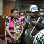 Suap Seorang Pengacara, Mempengaruhi Hakim…