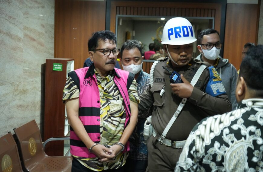 Suap Seorang Pengacara, Mempengaruhi Hakim Agung Agar…