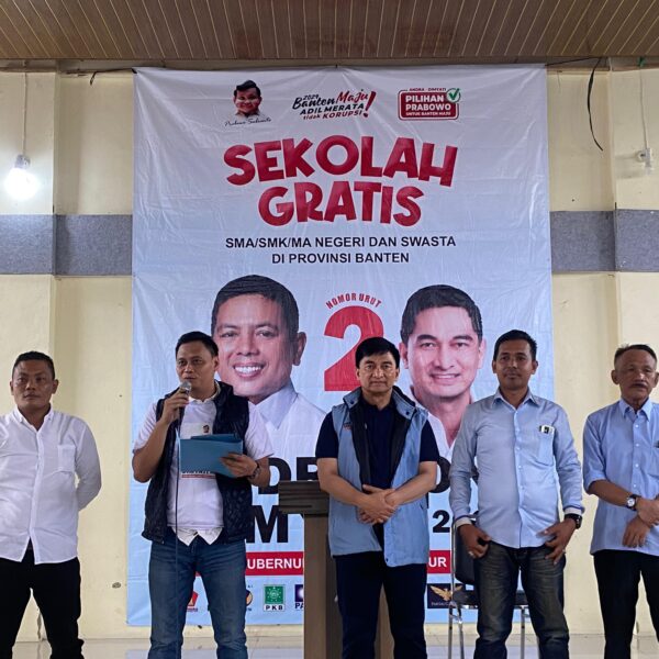 Pasangan Calon Gubernur Banten Andra Soni dan…