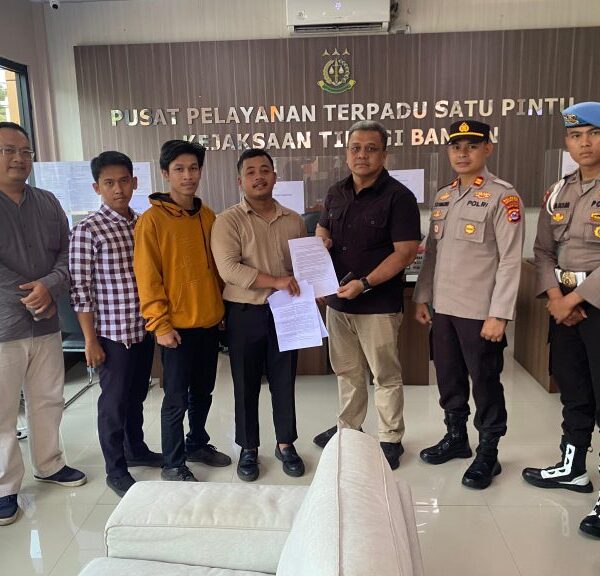 Aliansi Mahasiswa Banten Desak Kejati Tuntaskan Dugaan…