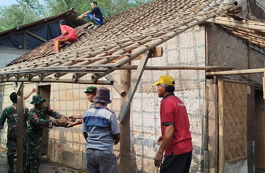 Beratnya Perjuangan Keluarga Jainan Tanpa Rumah Layak&hellip;