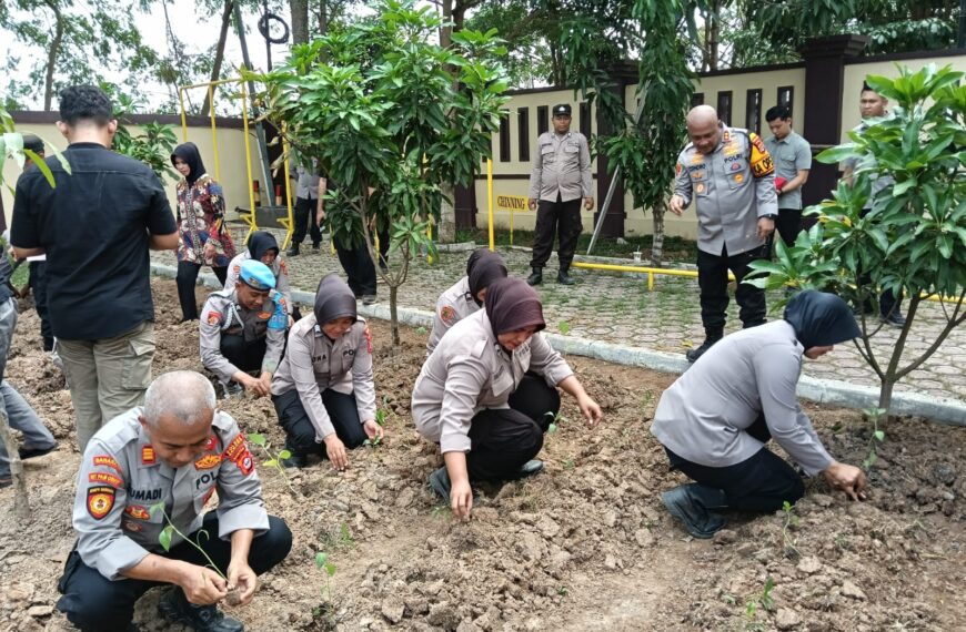 Dukung Ketahanan Pangan, Kapolres Serang…