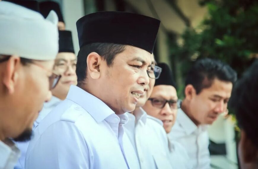 Andra Soni Ziarah ke Makam Kesultanan Banten,…