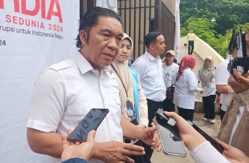Pj Gubernur Al Muktabar Tetapkan…