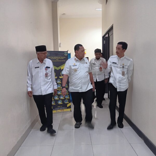 Pj Gubernur A Damenta Sidak Kantor Setda Provinsi…