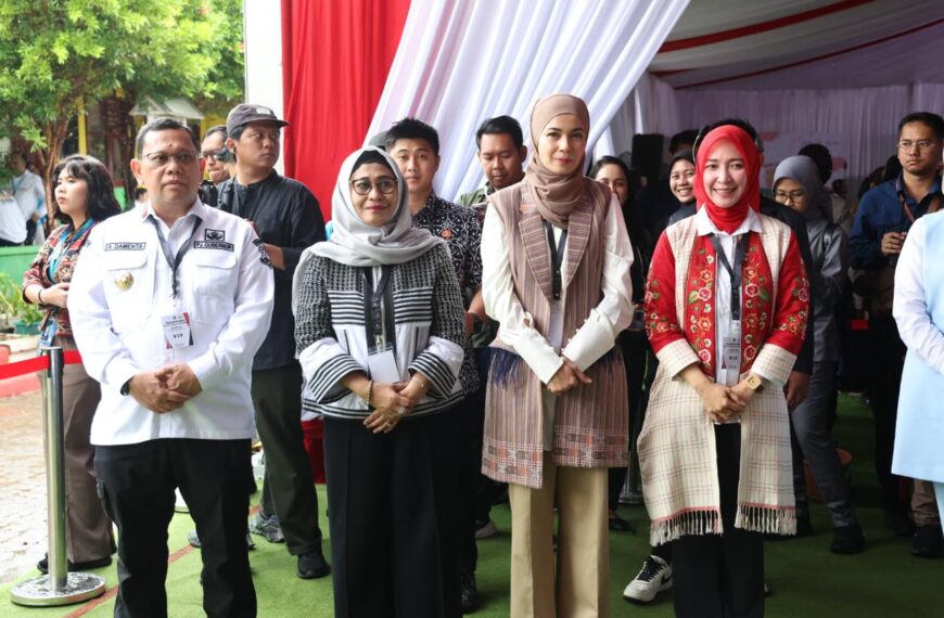 PJ Gubernur Banten di Dampingi Istri Sambut…