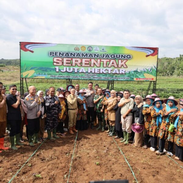 Polda Banten Tanam Jagung Serentak Satu Juta Hektar