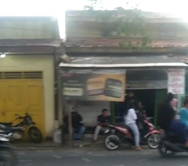 Tukang Tambal Ban di Tangerang…