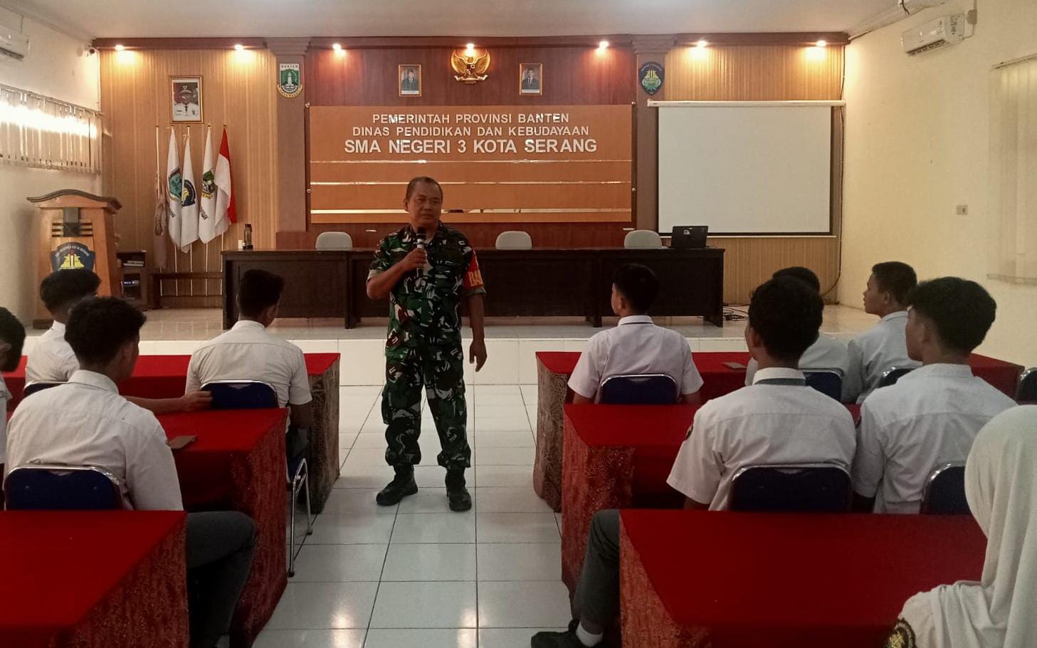 Motivasi Babinsa di Sambut Baik Oleh Para Pelajar