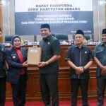 Bupati Serang Sampaikan 2 Raperda…
