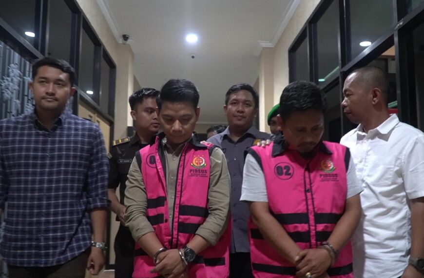 Dua Tersangka Operator Desa di Tangkap Terkait…