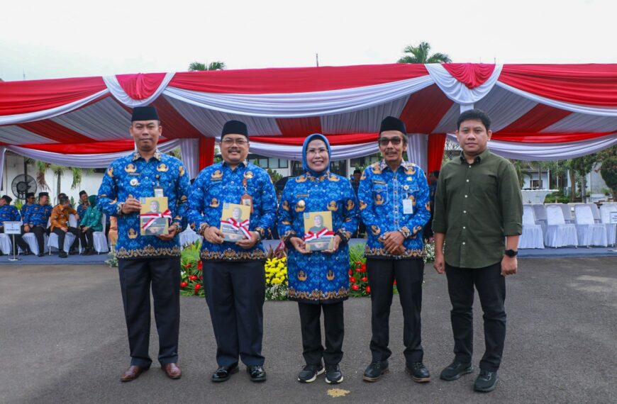 Purna Tugas, Bupati Serang Ratu…