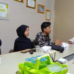 Mahasiswa Geruduk Dinkes Kota Serang,…