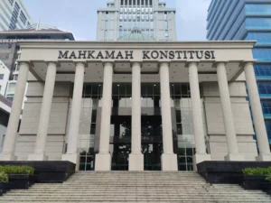 gedung-mahkamah-konstitusi-foto-midhanis-2