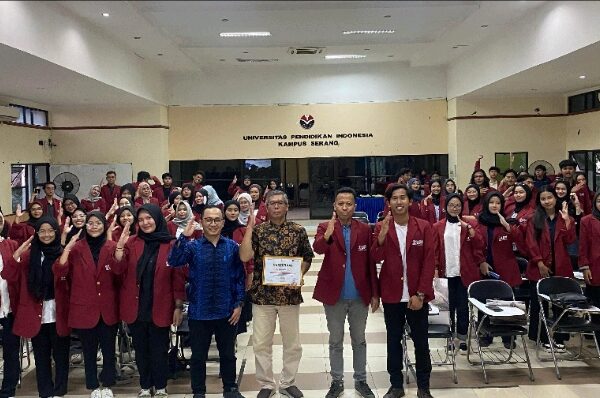 Penguatan Ideologi Pancasila dan Wawasan Kebangsaan, Memperkuat Identitas&hellip;