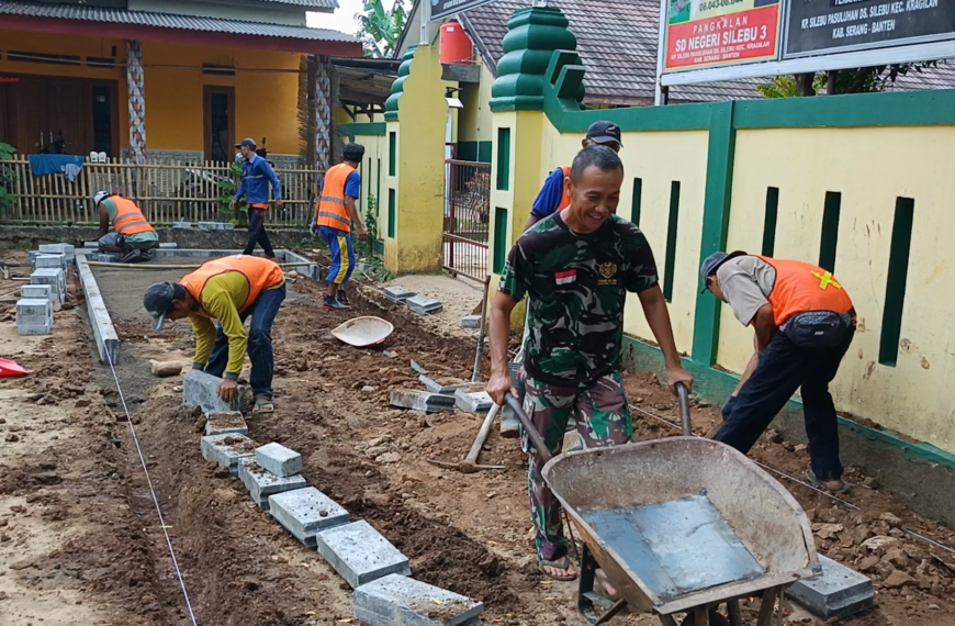 Pengerjaan Paving Block Jalan Lingkungan…