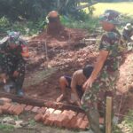 Penuh Haru Rafiudin Terima Bantuan&hellip;