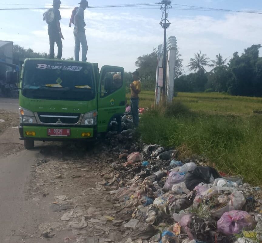 Latsitardanus Ciptakan Kepedulian  Warga Terhadpa Sampah Liar