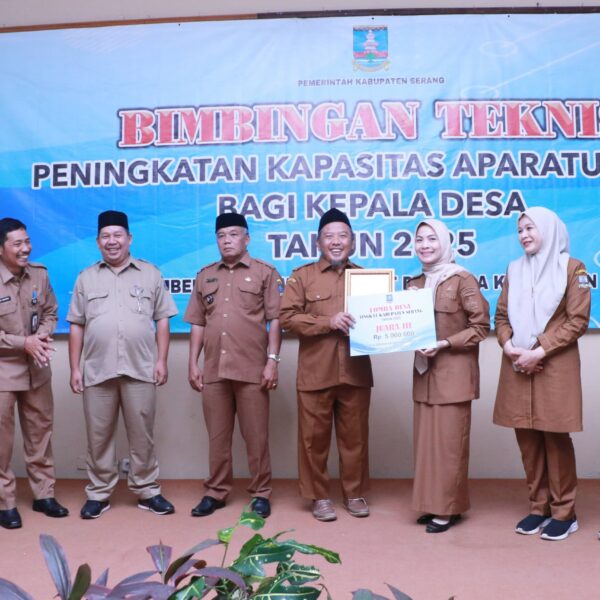 Bupati Serang Ratu Zakiyah Ajak Kades Dukung…