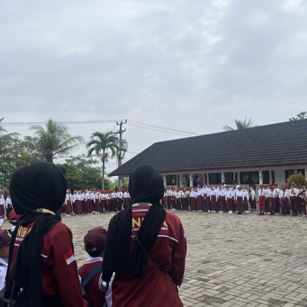 Kelompok KKM 69 Universitas Bina Bangsa Jalin…