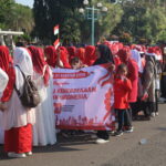 Babinsa Koramil 0101/Pandeglang Monitoring Pawai…