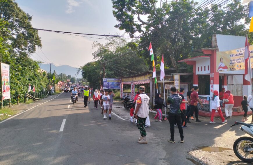 Babinsa Koramil 0106/Menes Amankan Gerak…