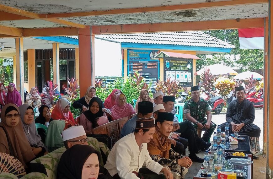 Babinsa Koramil 0111/Pagelaran Hadiri Peringatan Maulid Nabi…