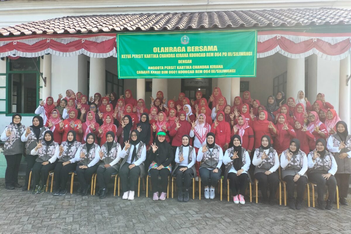 Olahraga Bersama Persit KCK Korcab Rem 064…