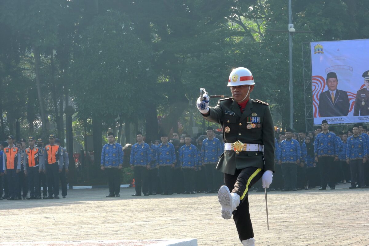 Kapten Inf Jayani Pimpin Upacara Penaikan Bendera…