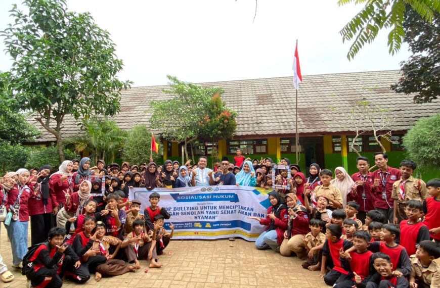 Mengadakan Sosialisasi Hukum Anti-Bullying di SDN Jelajat…