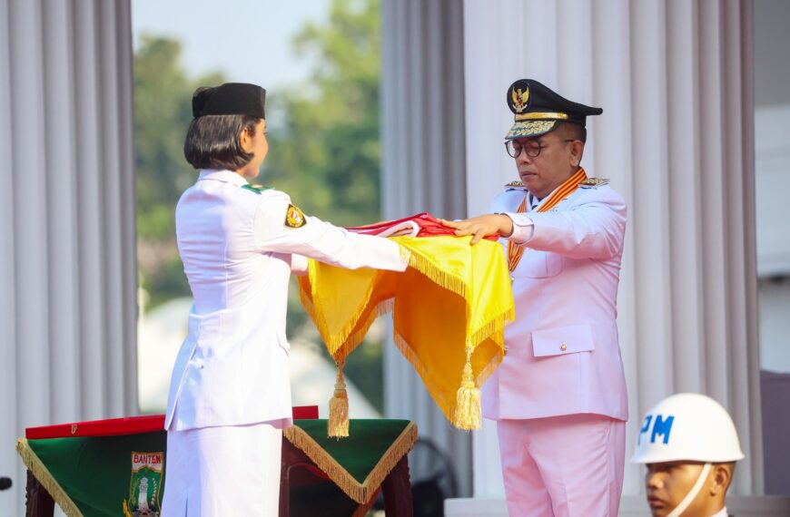 Gubernur Banten Andra Soni Pimpin Upacara Peringatan…