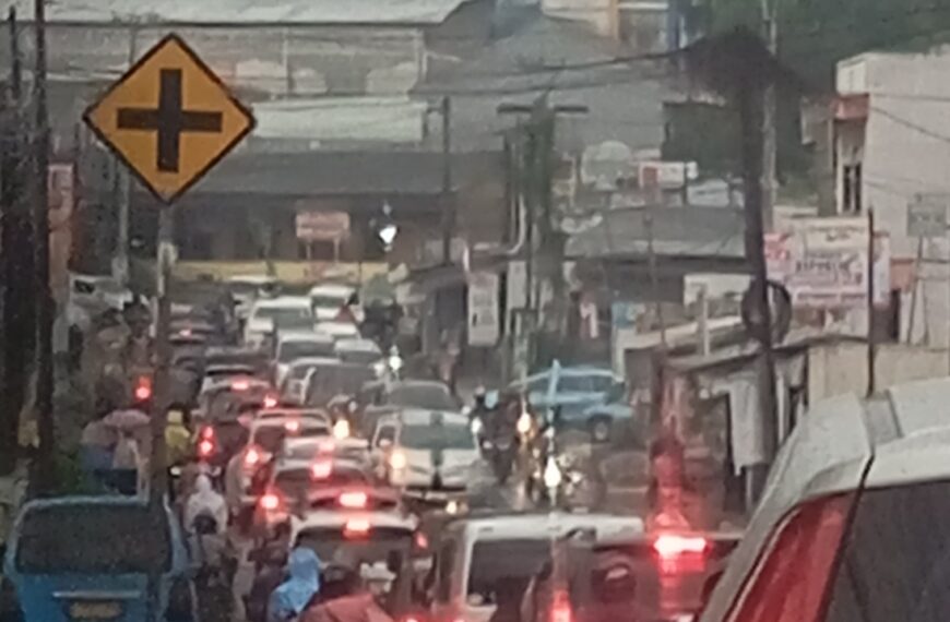 Kepadatan Kendaraan Kembali Menjadi Problematika Sehari-hari Kota…