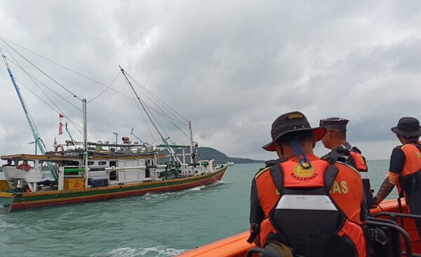 Penumpang KMP Mufida Lompat ke Laut di&hellip;