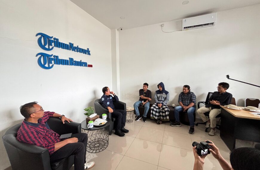 Insiden Wartawan Dikeroyok Oknum, Menteri LH Minta&hellip;