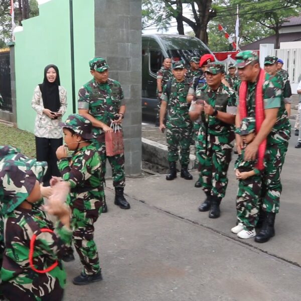 Kunjungan Kerja Kasad di Korem 064/MY: Banggalah&hellip;