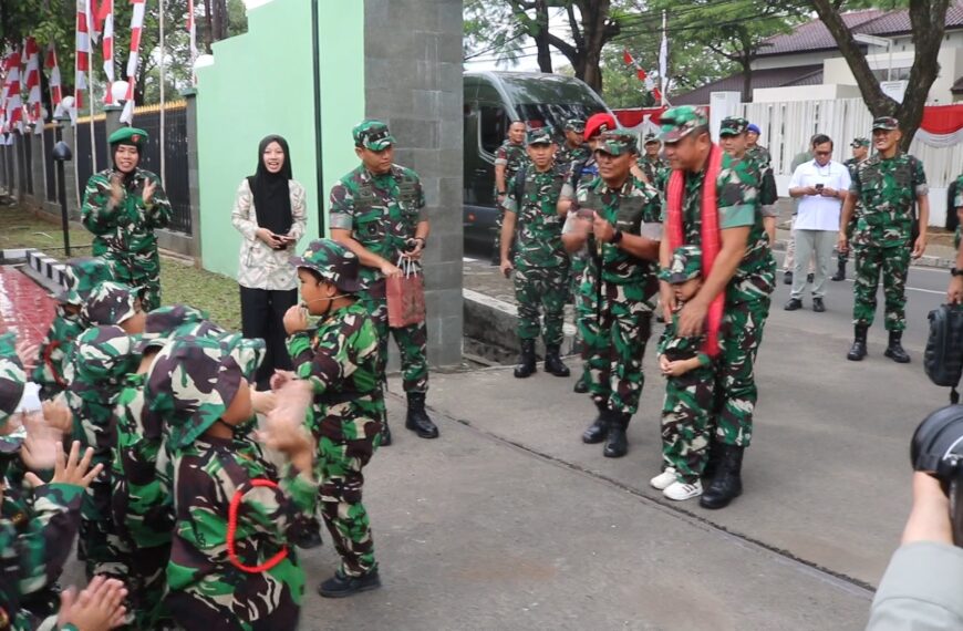 Kunjungan Kerja Kasad di Korem 064/MY: Banggalah…