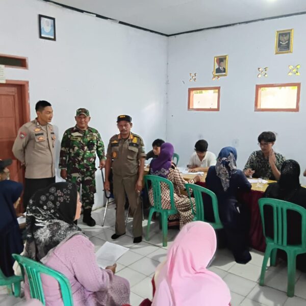 Anggota Babinsa Koramil 0113/Cibaliung Kodim 0601/Pandeglang Melaksanakan&hellip;