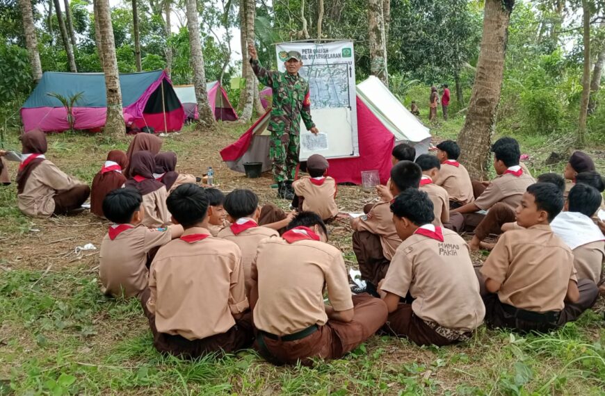 Babinsa Koramil 0111/Pagelaran Kodim 0601/Pandeglang Melaksanakan Kegiatan…