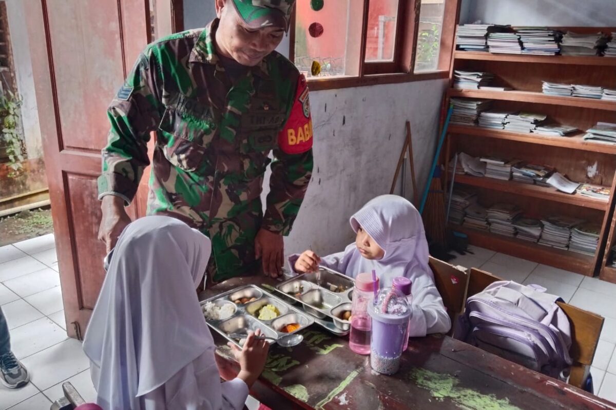 Babinsa Koramil 0107/Saketi Kodim 0601/Pandeglang Melaksanakan Pendampingan&hellip;