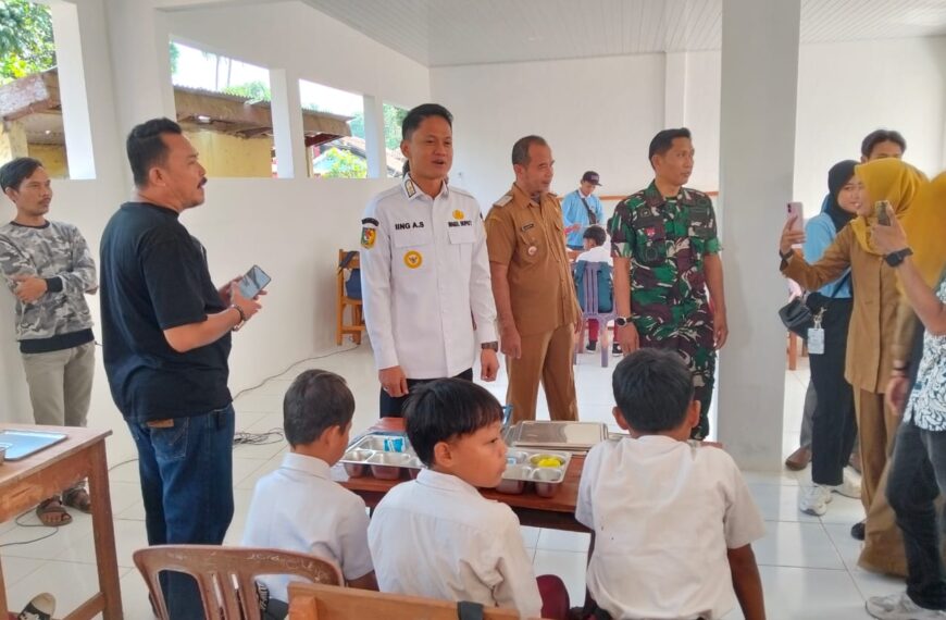 Danramil 0111/Pagelaran Kodim 0601/ Pandeglang Dampingi Wakil…