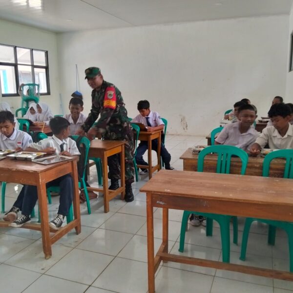 Serda Syamsurijal Babinsa Koramil 0111/Pagelaran Kodim 0601/Pandeglang Melaksanakan…