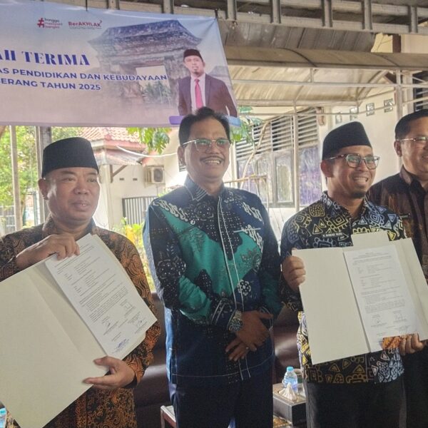 Serah Terima Jabatan Dispendbud, Optimis Prestasi Akan Meningkat