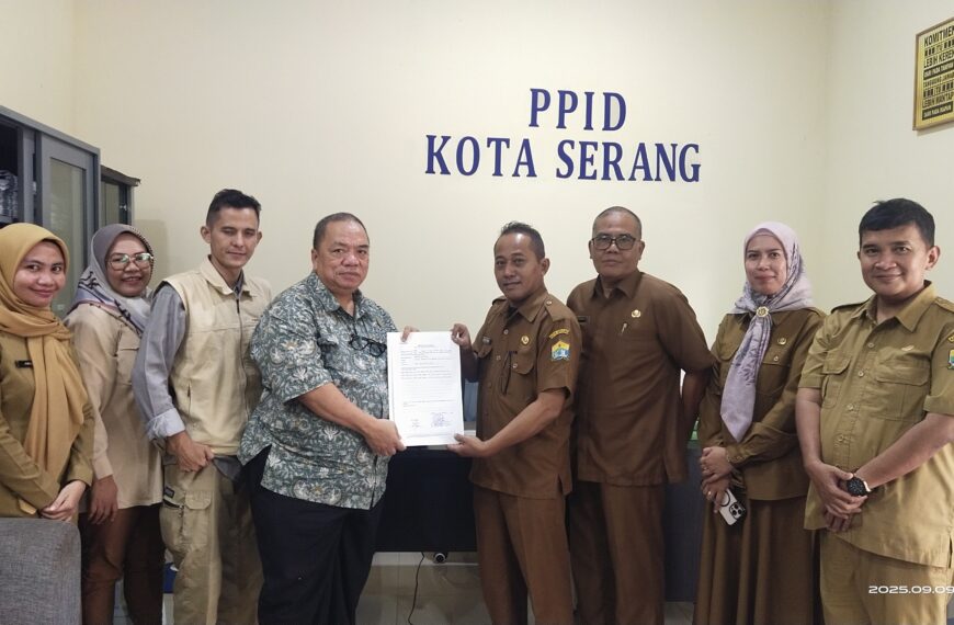 Wakil Ketua Komisi Informasi Provinsi Banten Beri…