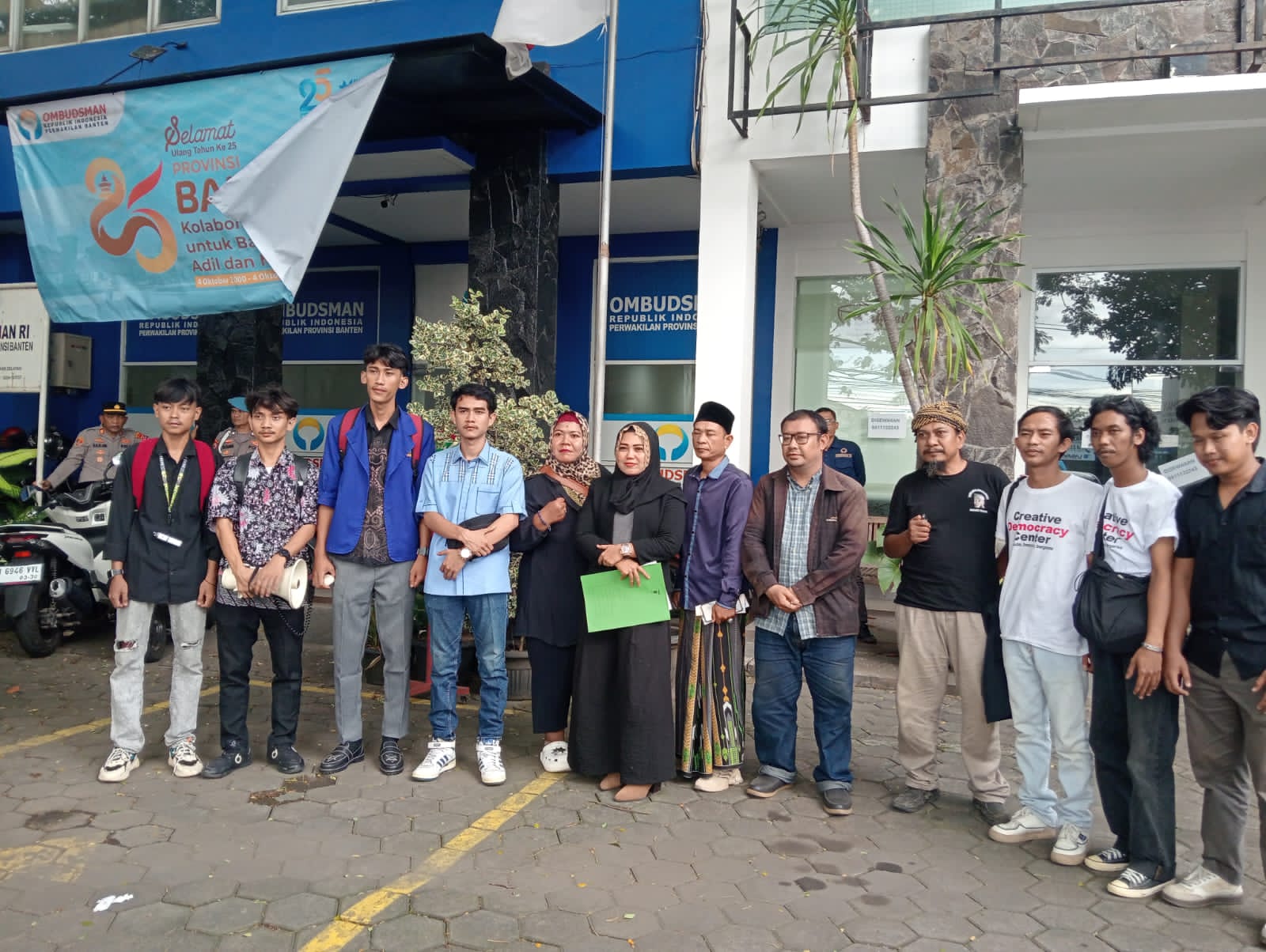 Mahasiswa Dan Rakyat Laporkan Walikota Serang ke Ombudsman:…