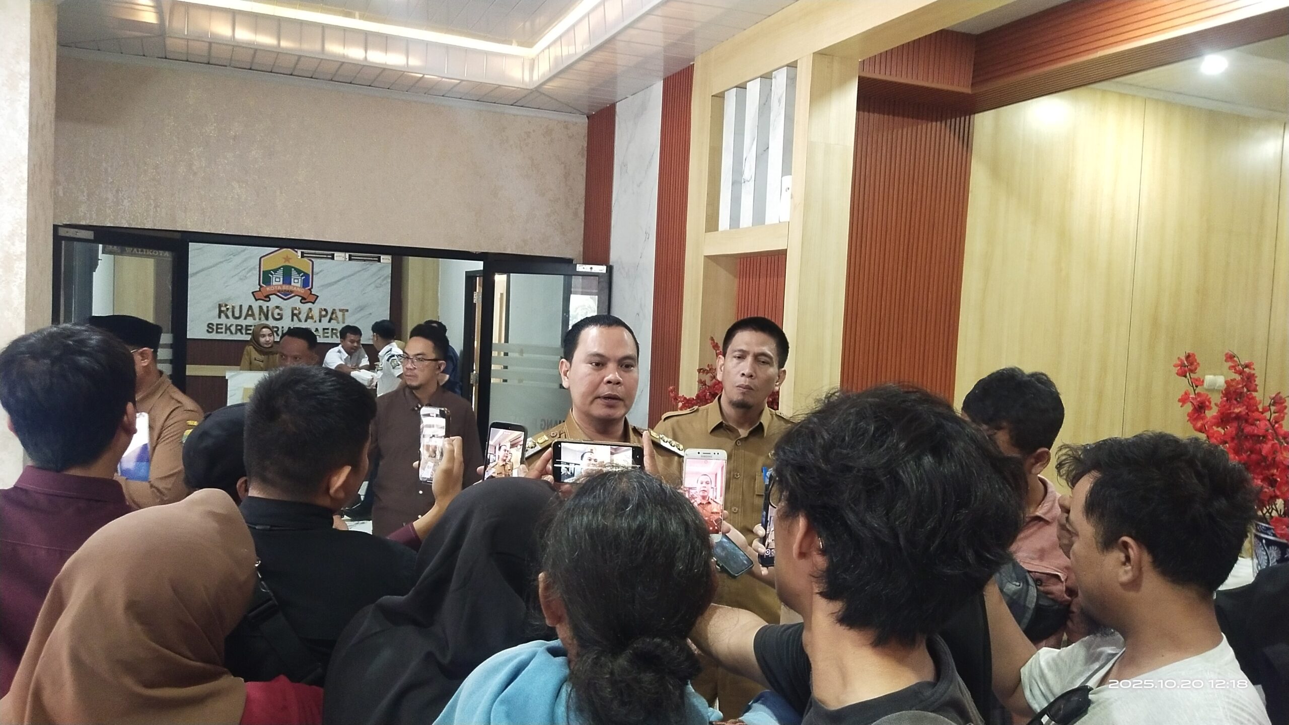 Tinjau Lokasi Limbah B3 di Walantaka, Wali Kota…