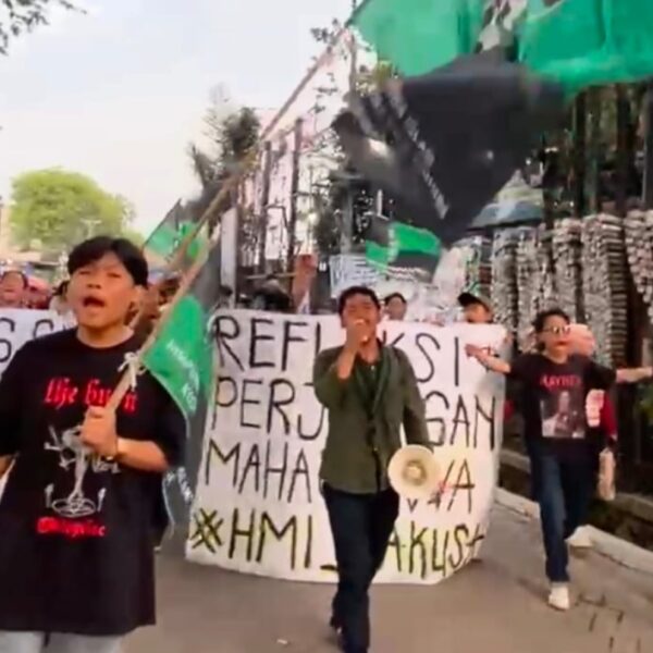 Refleksi Perjuangan Mahasiswa: Menyulut Semangat Perubahan di…