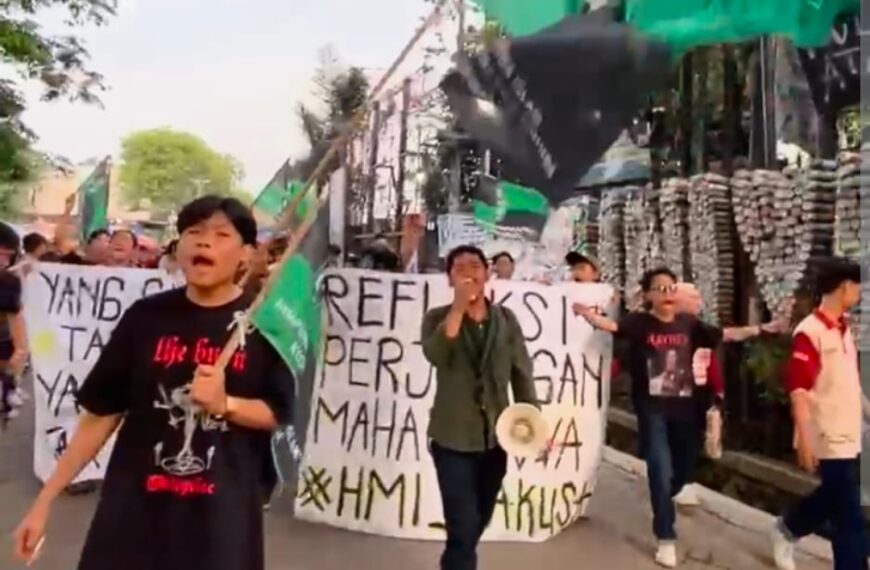 Refleksi Perjuangan Mahasiswa: Menyulut Semangat Perubahan di…