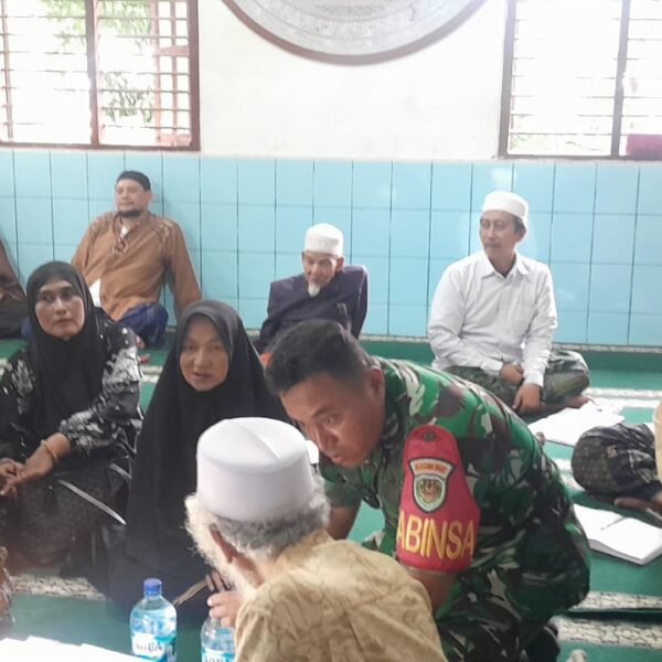 Babinsa Koramil 0102/Cadasari Dampingi Keluarga Pangdam III/Siliwangi dalam…