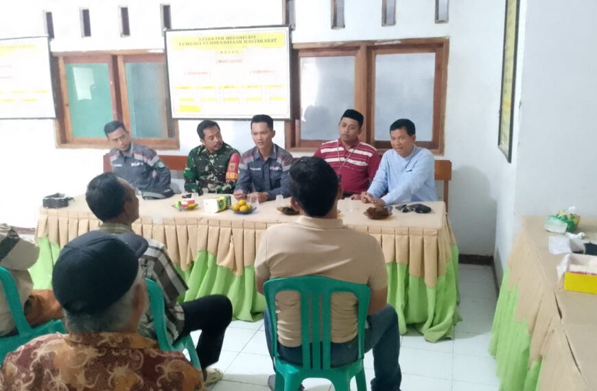 Babinsa Koramil 0117/Panimbang Hadiri Musyawarah Pemindahan dan…