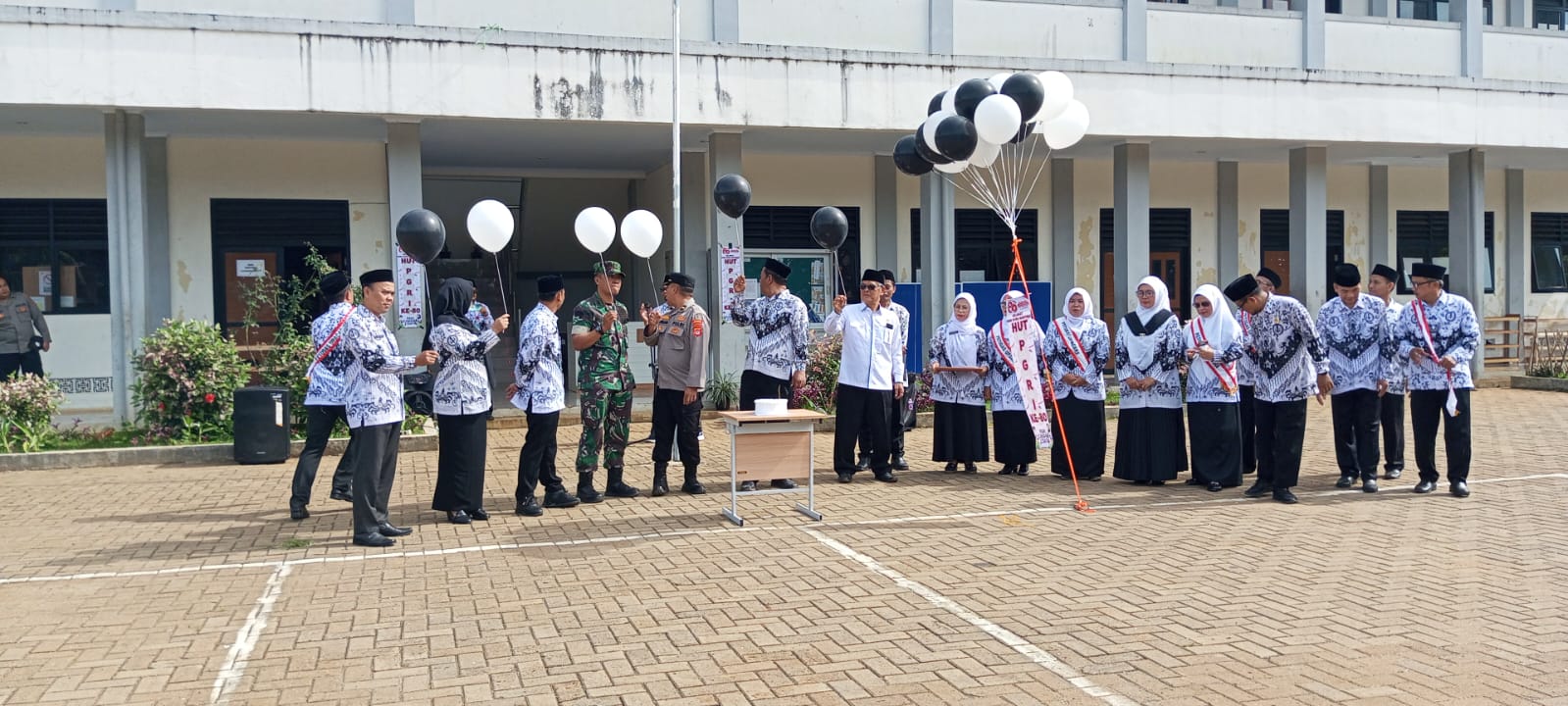 BABINSA KORAMIL 0107/SAKETI HADIRI DAN MELAKSANAKAN GIAT UPACARA&hellip;